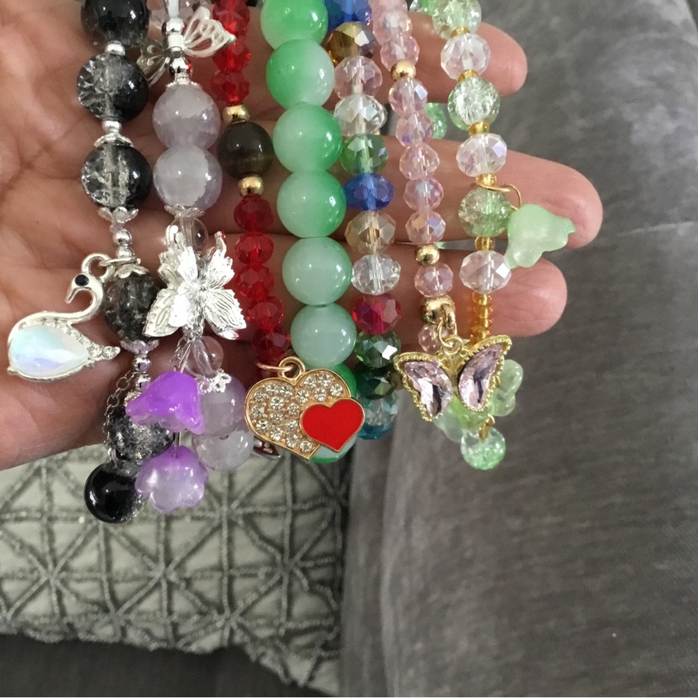 Giveaway Beaded Charm Bracelet
